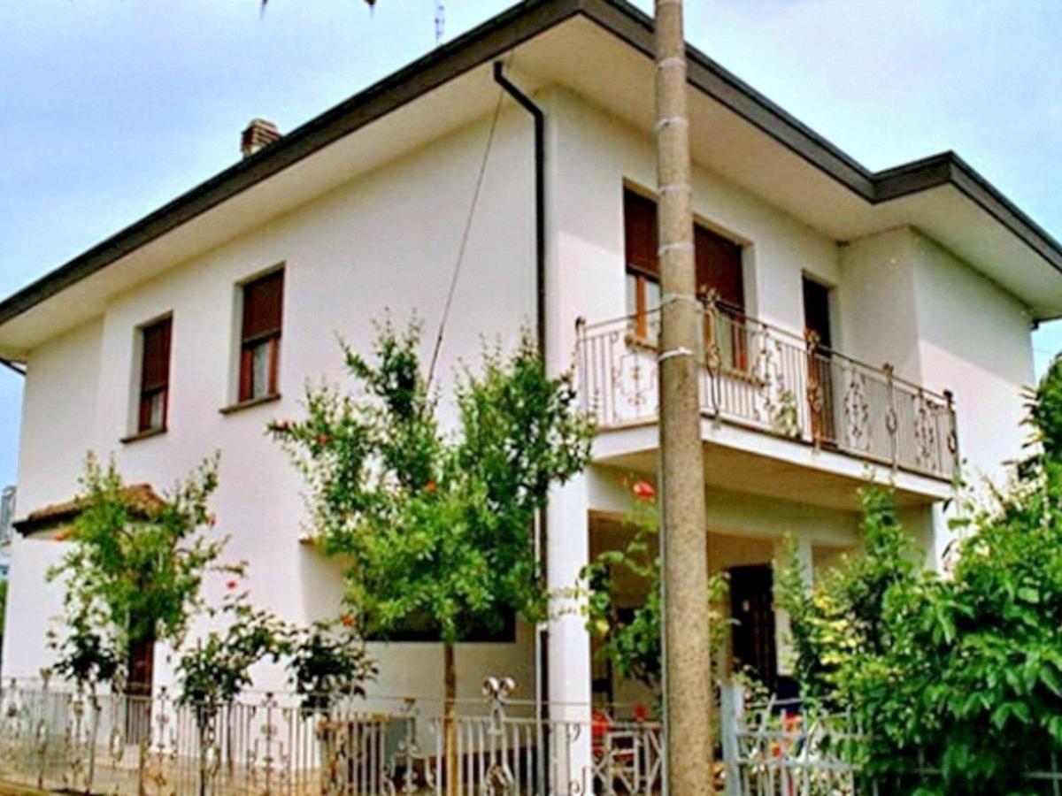 Belvilla By Oyo Venturi Cherry Gatteo a Mare Bagian luar foto